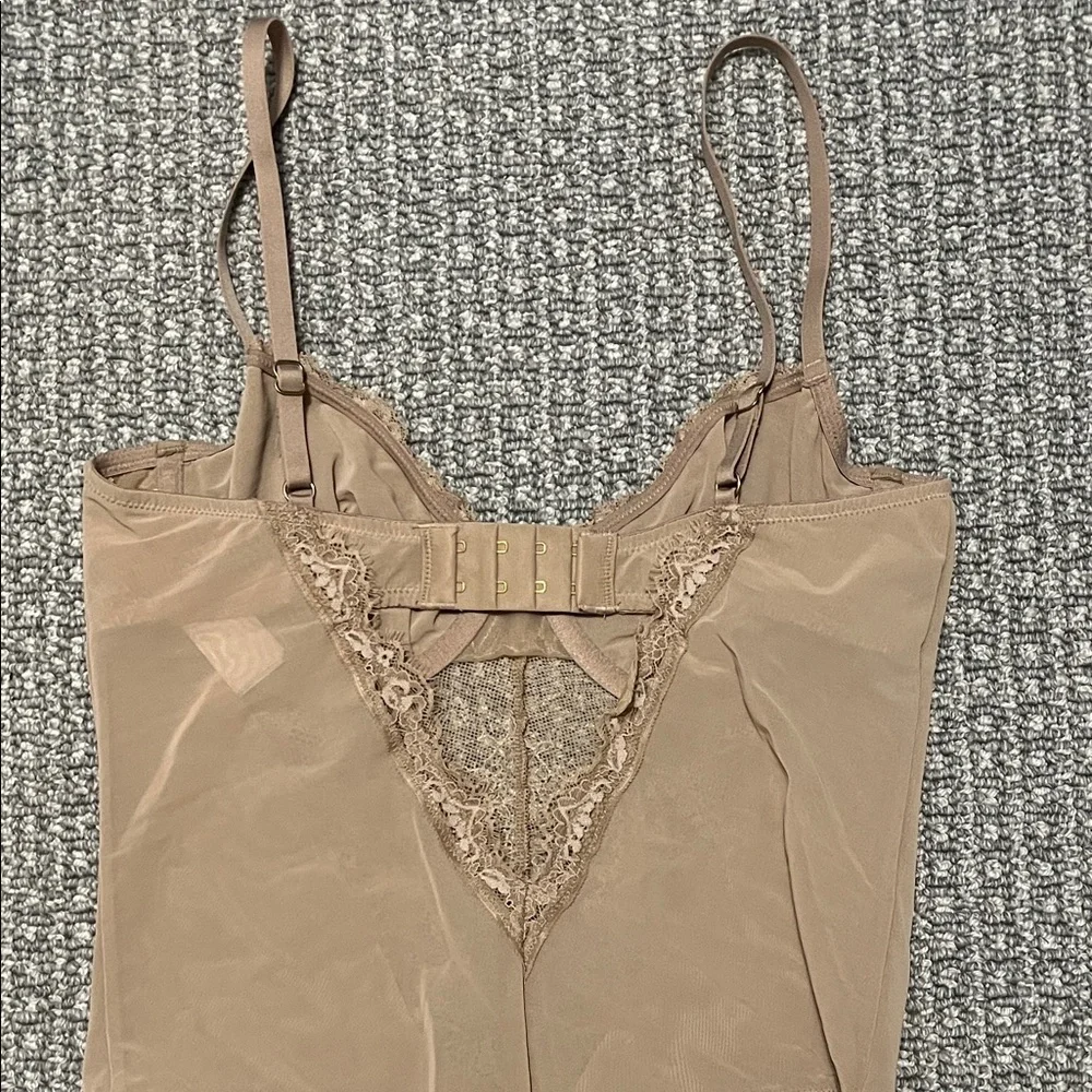 Abercrombie & Fitch Tan Bodysuit - Picture 6 of 7